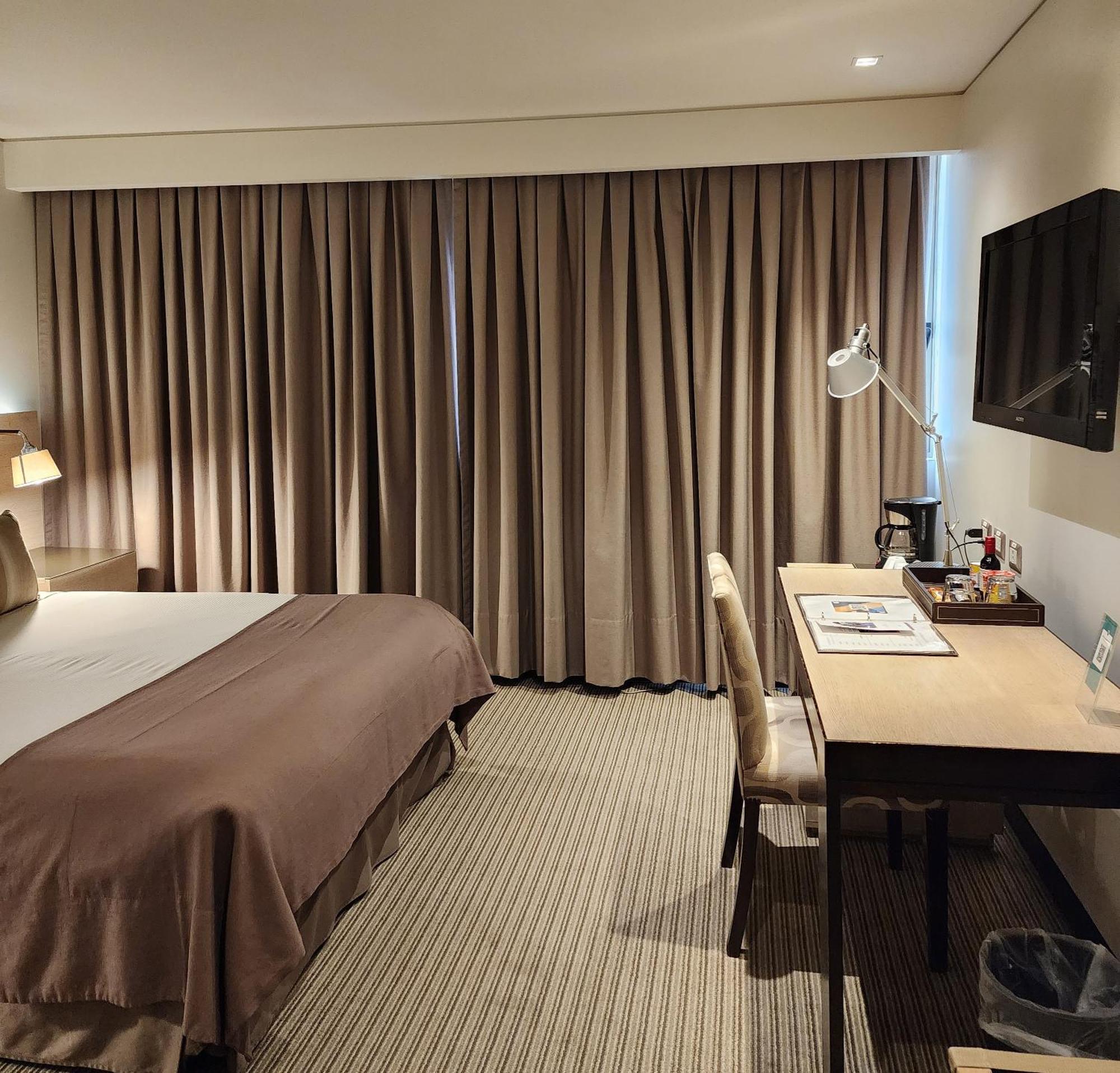 סנטיאגו Hotel Los Espanoles Plus מראה חיצוני תמונה