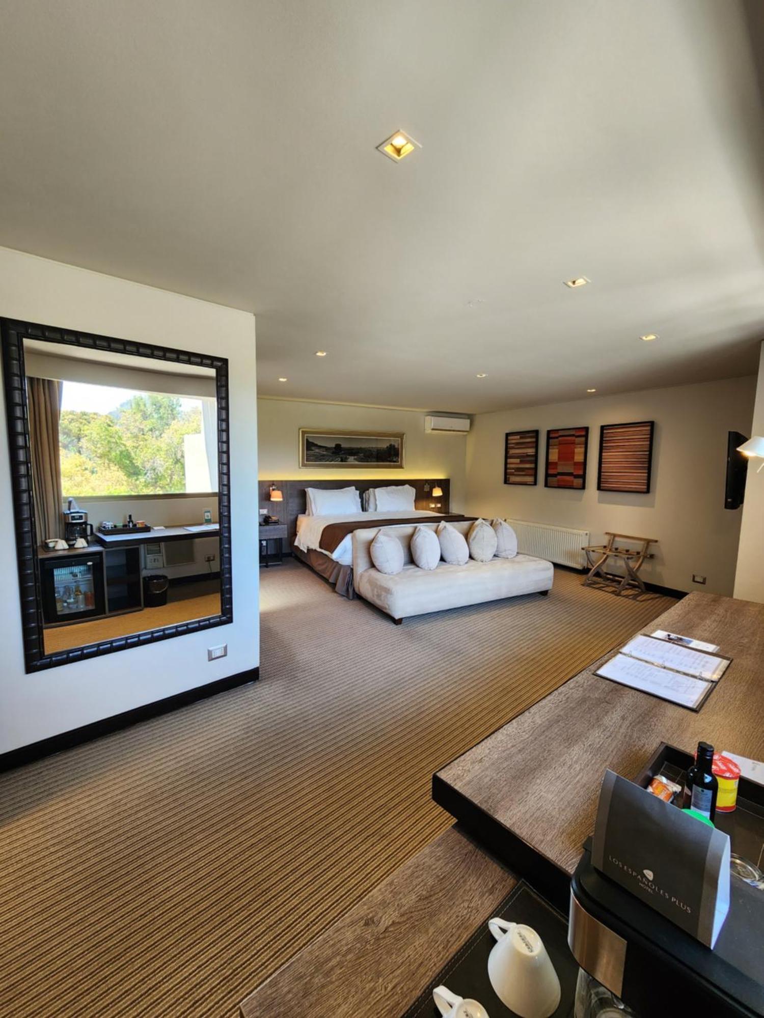 סנטיאגו Hotel Los Espanoles Plus מראה חיצוני תמונה