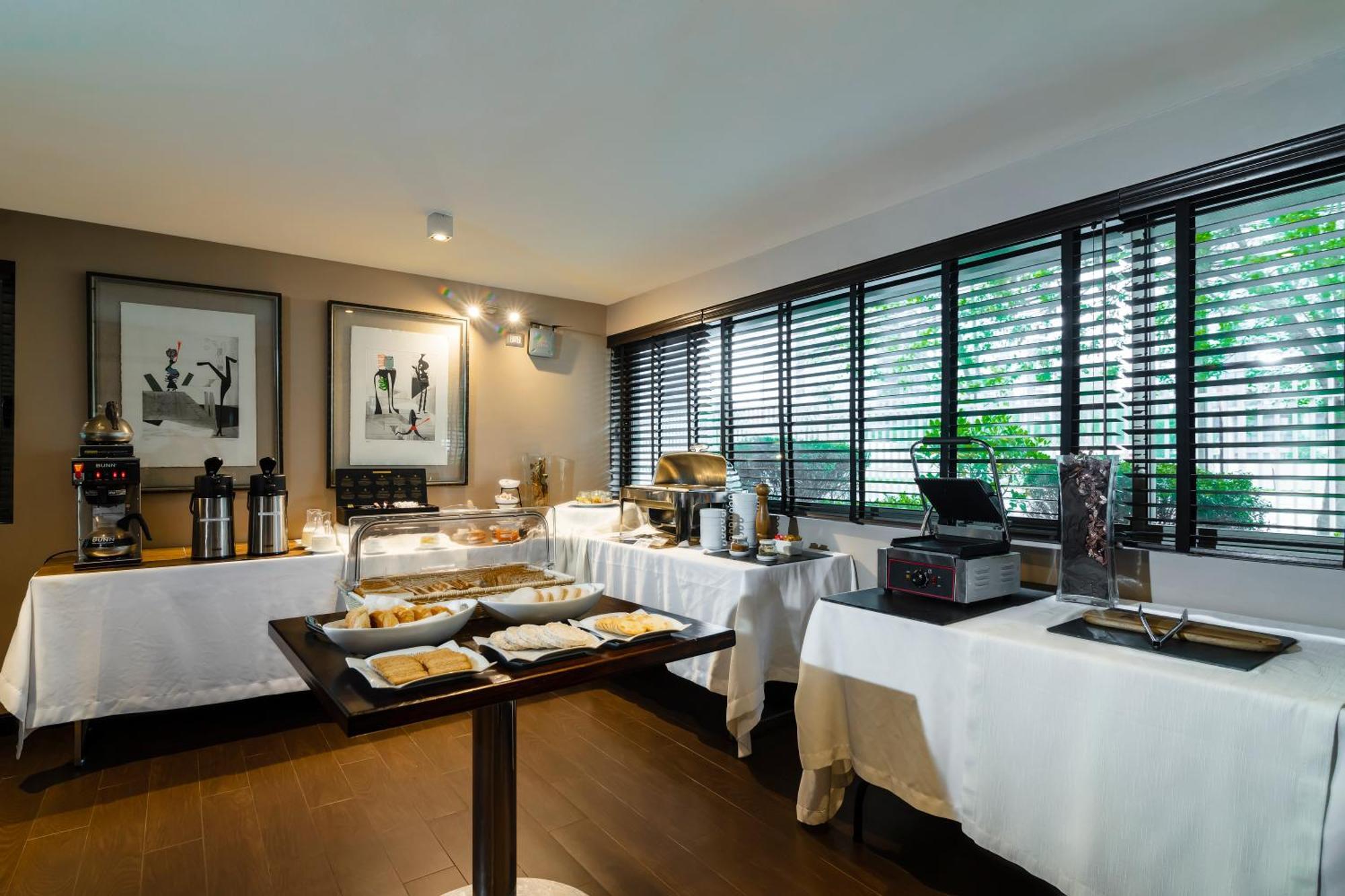 סנטיאגו Hotel Los Espanoles Plus מראה חיצוני תמונה