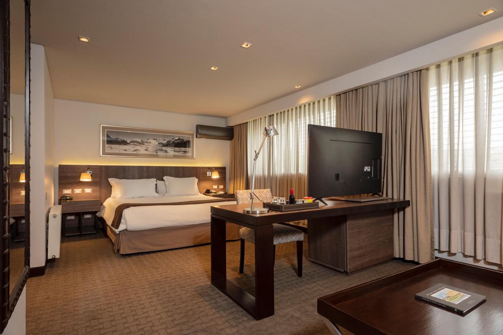 סנטיאגו Hotel Los Espanoles Plus מראה חיצוני תמונה
